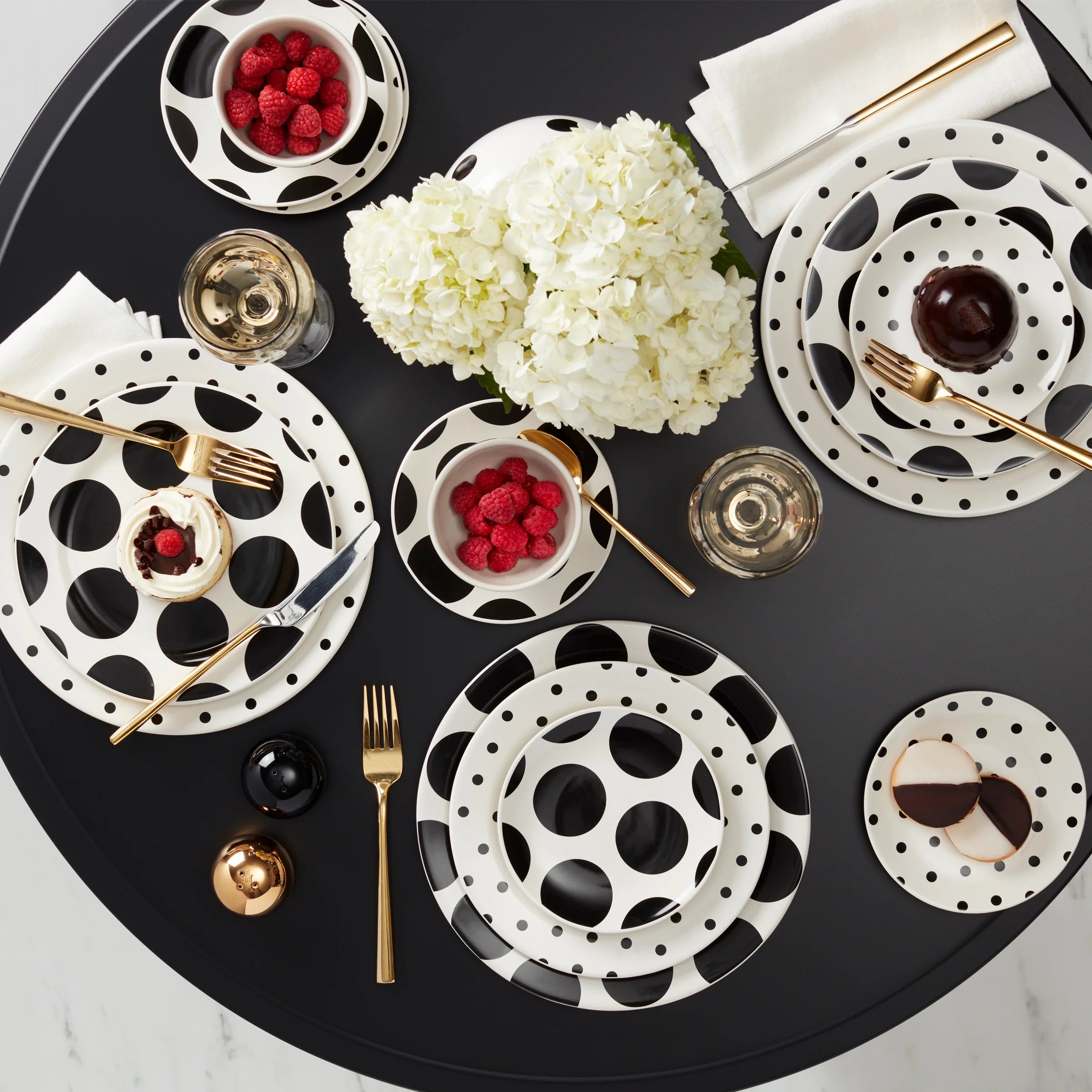 on the dot 12-piece dinnerware set